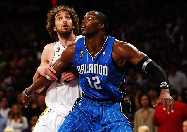 随着壁球运 随着壁球运