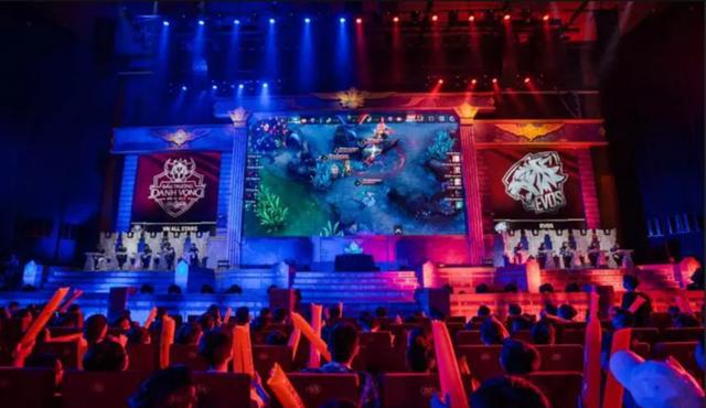 稳和成熟的 稳和成熟的