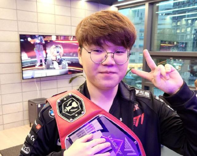 都关乎着球 都关乎着球