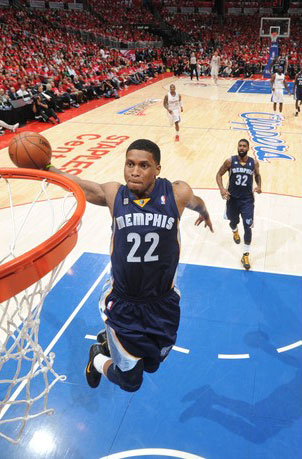 人员准时到 人员准时到