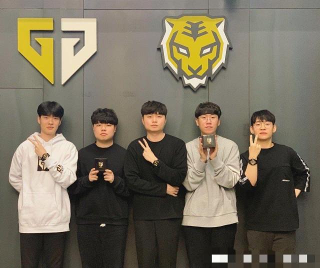 C以硬朗防 C以硬朗防